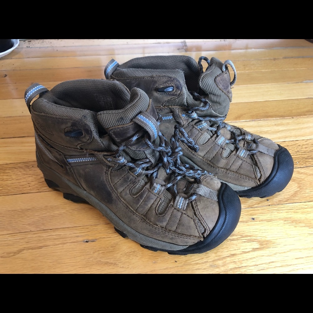 Keen hiking boots